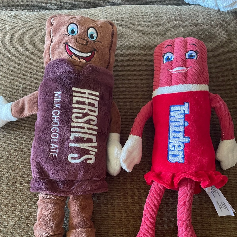 Herseys brand stuffed toys